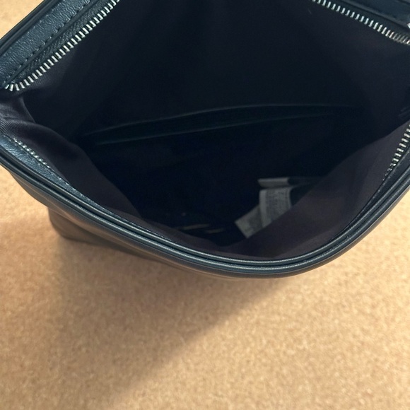 BLACK FOLDOVER CLUTCH - Picture 2 of 4